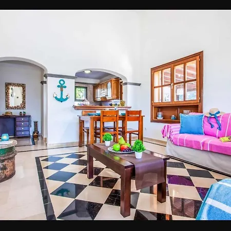 Residencial Los Alisios 56 Villa *
